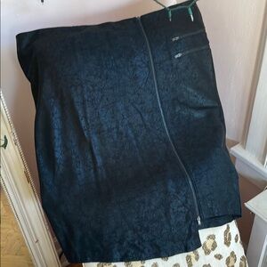 Torrid sz 4x Cool Print Skirt Plus NWT